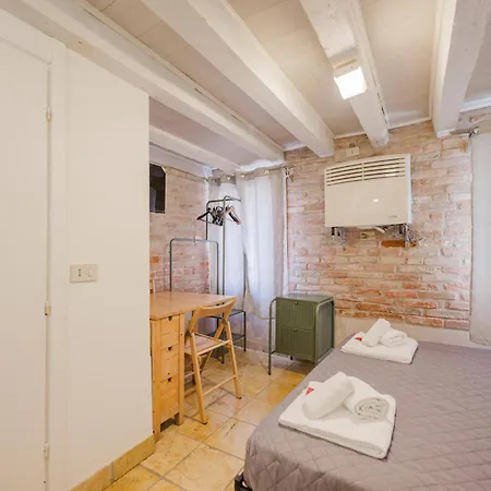 Guest house Balastro Design - Center 3*