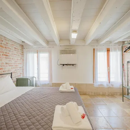Balastro Design - Center Venice